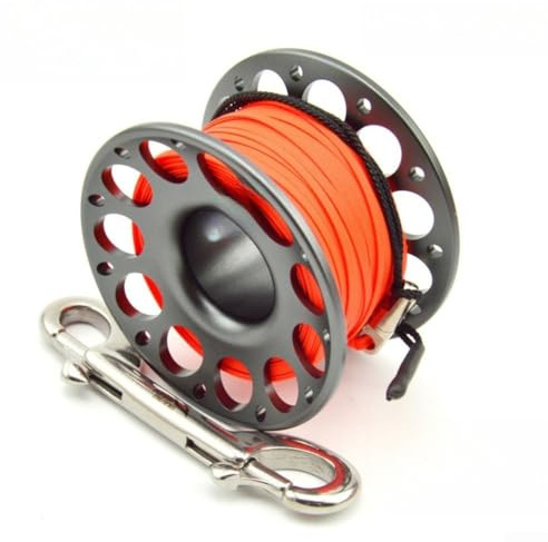 Feeshoppher Carrete de buceo de aluminio de aviación con línea fluorescente de 15 m/30 m, gancho doble de acero inoxidable 316, junta giratoria antitorsión para despliegue de boya marcador SMB (30