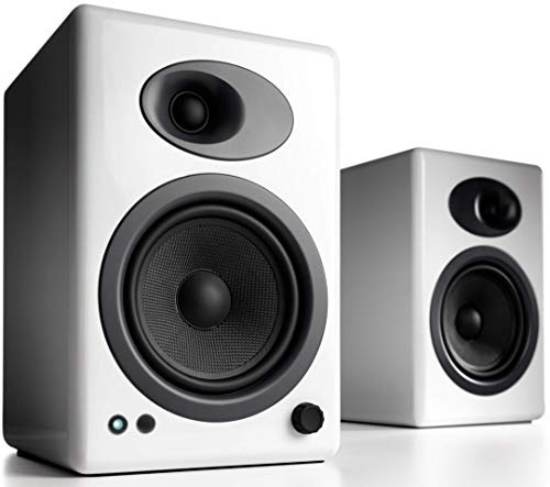 Audioengine A5+ Classic 150W Altavoces de estantería | Amplificador Analógico Incorporado | Control Remoto | Entradas RCA y 3.5mm. | Cables Incluidos (Blanco)
