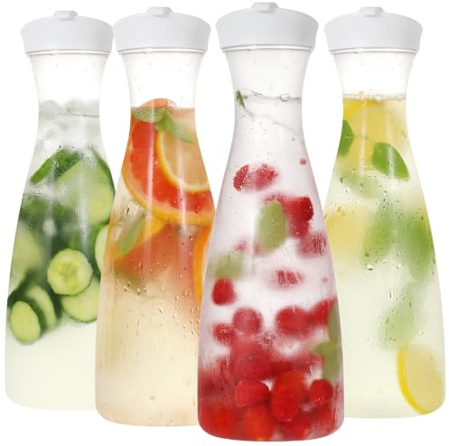 Wasserkaraffe Plastik, LIMILI 4er Set 1,5L Wasserkrug Kunststoff mit Deckel, Saftkrug Kunststoff Karaffe Eistee Krug mit Deckel, Wasserkanne für Kühlschrank Wasser Kaffee Milch Tee Saft Getränke Wein