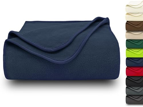 ZOLLNER Kuscheldecke in 130x170 cm - kuschelige und langlebige Fleecedecke - waschbar bis 95°C - hochwertiges Einfassband - antistatisch - Polyester - in dunkelblau - Oeko Tex® Zertifiziert