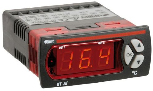 Termoregolatore digitale HT JK-1P3D con installazione da pannello 33x75 per la regolazione della temperatura sia in riscaldamento che raffreddamento in applicazioni quali forni e bruciatori VEMER VM641800 Alimentazione 12÷24 V AC/DC Numero relè di uscita: 1 Sonde collegabili J (Fe-CuNi) - K (NiCr-Ni) - L (Fe-CuNi) - R (Pt13Rh-Pt) - S (Pt10Rh-Pt) - T (Cu-CuNi) - E (NiCr-CuNi) - N (NiCrSi-NiSi)
