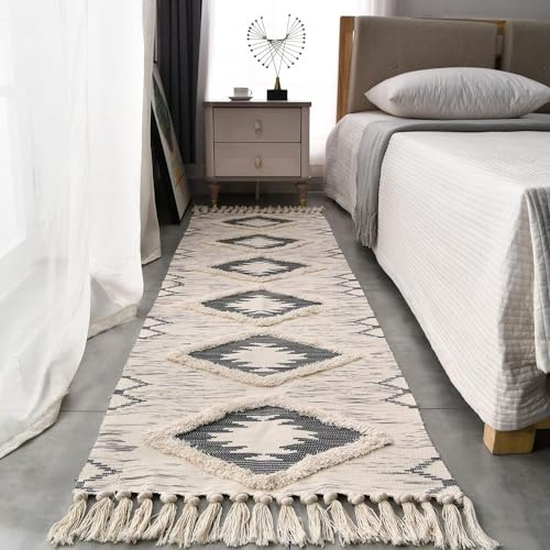 JaeMoose Tapis en coton touffeté lavable avec pompons - Couvre-lit à poils longs géométrique tissé - Tapis bohème pour buanderie/chambre à coucher (60 x 180 cm, gris)