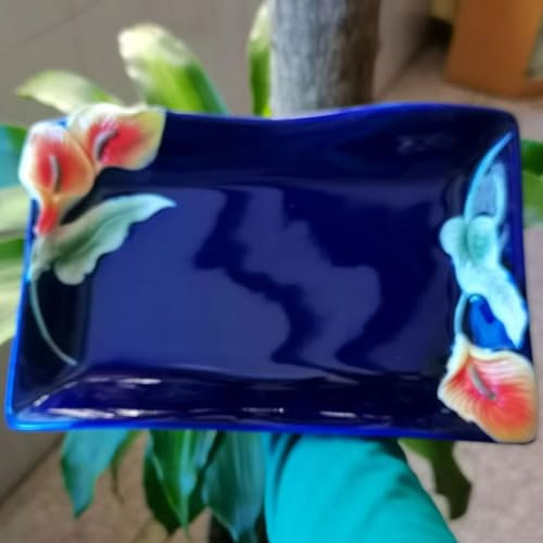 BTCHING Assiettes exquises, assiettes de salon, pots à fruits, fours à micro-ondes, designs originaux, assiettes creuses de forme spéciale peintes à la main, usage domestique de grande valeur.(Blue)