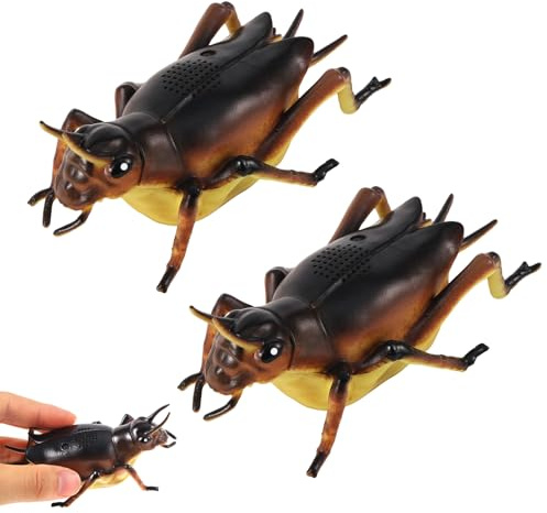 BTFO Scherzo Grillo Che Fa Rumore con 9 Suoni, Macchina Fare Rumore Fastidioso con Design Realistico a Forma di Grillo Gadget Divertenti e Nascosti Scherzi per Prati All'Aperto Erba Casa