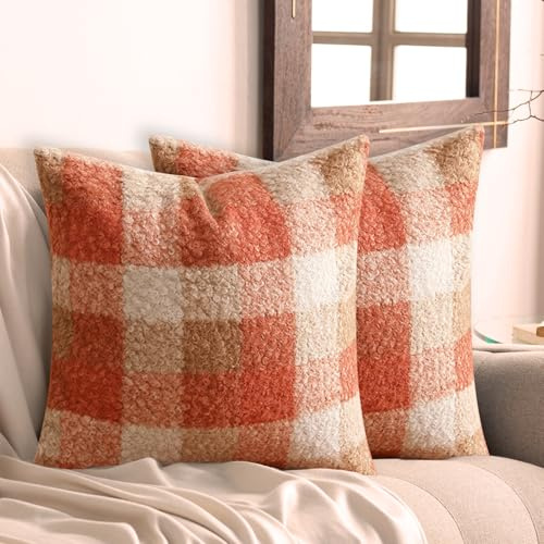 Lergas Herbst Kissenbezüge, 45 x 45 cm Orange Karierte Herbst Kissenbezug, Herbst Deko Karierte Kissenhülle, Herbstdeko Plüsch Kissenbezug Set für Wohnzimmer Couch Zimmer Deko (2er Set)