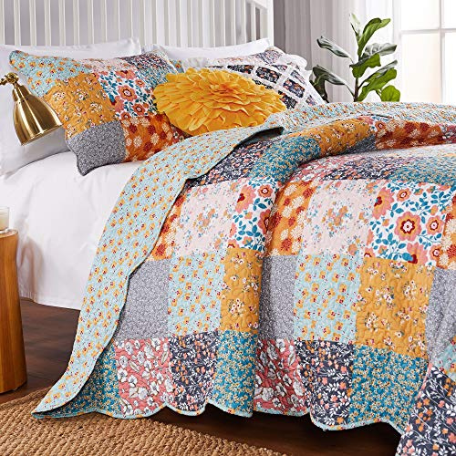 Greenland Home Carlie Modern Floral Reversible Quilt Set, 2-Piece Twin, Calico Patches