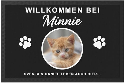 Fußmatte Katze personalisiert mit Namen als Einzugsgeschenk für Innen | Personalisiert, aus Polyester mit Gummi-Rückseite, 60 x 40 cm, Einweihungsgeschenk Wohnung, Türmatte