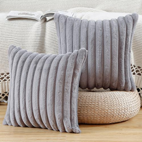 Madizz 2er Set Kunstpelz Plüsch Dekorative Kissenbezüge Flauschig Gestreifte Weich Dekorative Kissenbezug für Sofa Schlafzimmer Kissen Shell Grau 60 x 60 cm