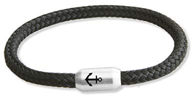 Das Original Segeltau-Unisex-Armband, geflochten, handmade, mit hochwertigem Magnetverschluss & Anker Gravur, 6 mm Durchmesser, in Längen von 19 cm bis 24 cm, erhältlich in diversen Farben.