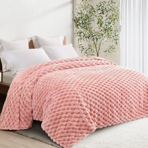 Whale Flotilla Kuscheldecke Flauschige 3D Jacquard Decke 150x200 cm | Exquisite, Leichte, Weiche Sofadecke Tagesdecke, Warme Wohndecke für Ganzjahreszeiten, Rosa