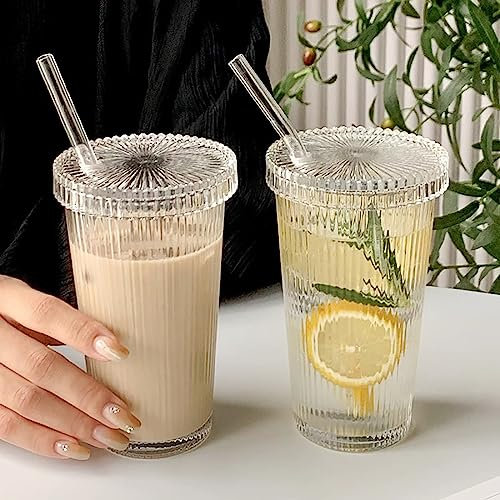 URMAGIC Ribbed Glass Cup with Lids and Straws, 2 Pcs 375ml Vintage Drinking Glasses with Vertical Stripes, Ideal for Iced Coffee or Beer