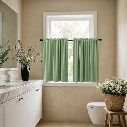 KOUFALL Lot de 2 Rideaux occultants Courts avec Passe-Tringle pour Petites fenêtres de Salle de Bain, 86,4 x 61 cm de Long, Vert Sauge