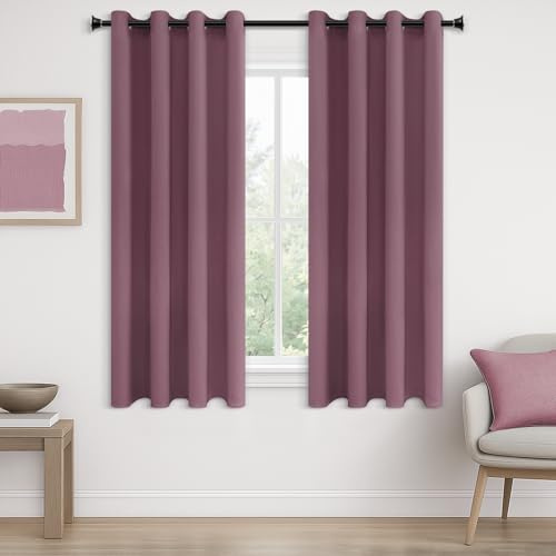 MRTREES Vorhang Blickdicht Gardinen Thermovorhang mit Ösen Verdunklungsvorhang Ösenschal Vorhänge Kurz Modern 145×140cm(H×B) Altrosa 2er Set für Hotels Büros Wohnzimmer Schlafzimmer Kinderzimmer