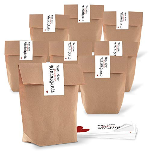 Logbuch-Verlag 25 kleine Geschenktüten 14 x 22 x 5,6 cm + 25 Banderolen zum Zukleben Nur eine Kleinigkeit Geburtstagstüte Weihnachten