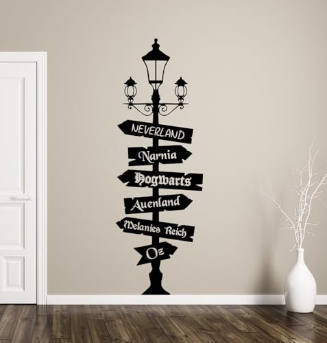 tjapalo® tk48 Wandtattoo Wegweiser Fantasy mit Wunschtext -ein Schild selbst gestalten- Fandom Hogwarts Oz Wonderland Wandaufkleber Wohnzimmer, Größe: H58xB20cm (mini), Farbe: schwarz