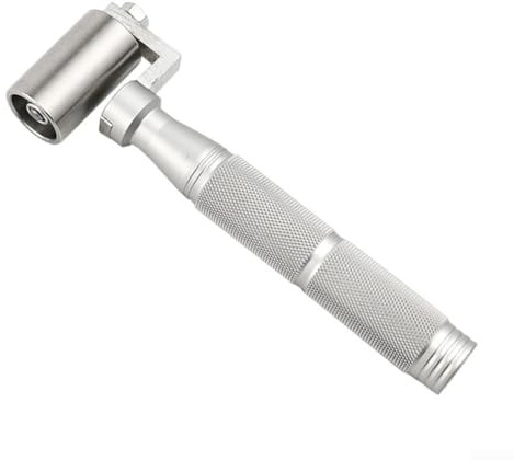 Rullo per cuciture con struttura in acciaio inossidabile e manico strutturato per un'efficace adesione ai bordi della carta nella decorazione della parete