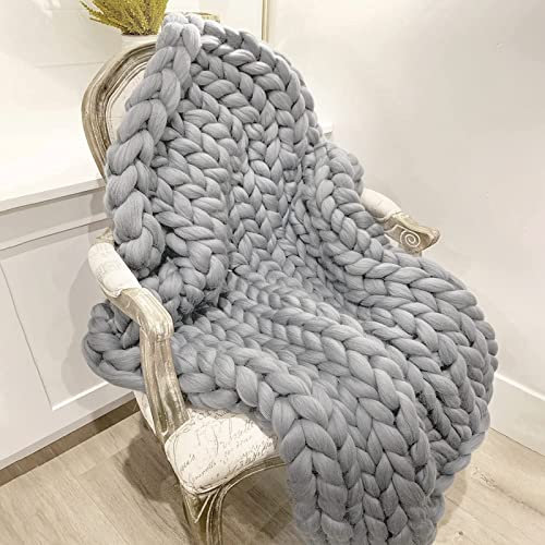 Superdicke Grobstrick-Überwurfdecke, handgemütlich, weiche Strickdecke für Sofa, Bett, Yogamatte und Heimdekoration, stilvolles hellgraues Geschenk (60 x 60 cm)