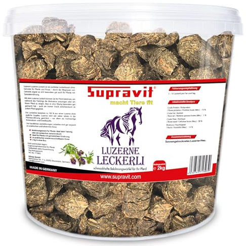 Supravit Luzerne Pferde Leckerlies 2kg – zuckerfreie Pferdeleckerlis | getreidefrei, aus 100 % Luzerne | natürliche Belohnungswürfel für Pferde & Ponys im wiederverschließbaren Eimer