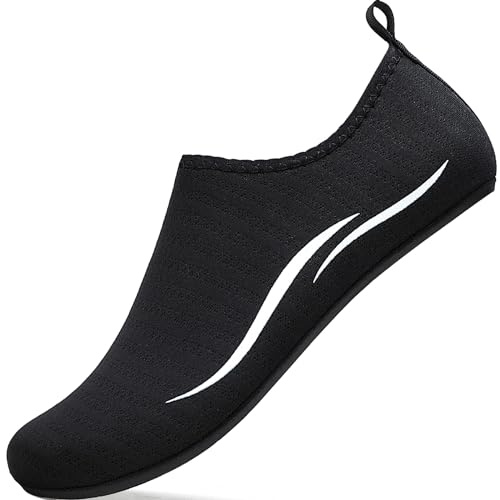 RUOMU Badeschuhe Damen Wasserschuhe Herren Schnell Trocknend Schwimmschuhe rutschfeste Aquaschuhe Leicht Strandschuhe Surfschuhe Barfußschuhe für Männer Frauen Beach Pool, Schwarz 38 EU