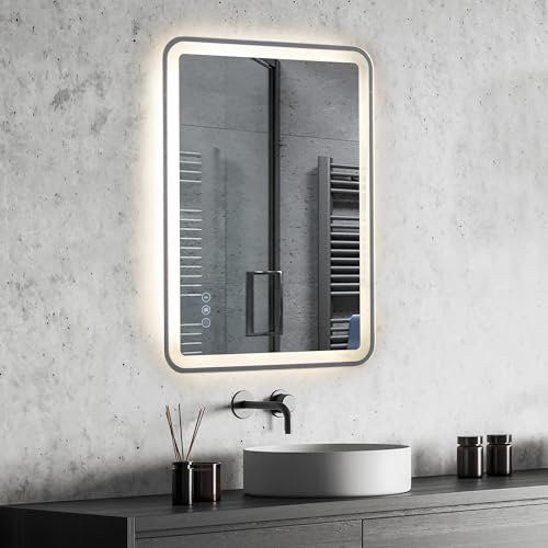 EROMMY Badspiegel mit Beleuchtung 50x70CM mit Steckdose,Entfoggen,Dimmbar,3 Farbtemperaturen Badezimmerspiegel,Led Spiegel mit Touch-Schalter und Speicherfunktion