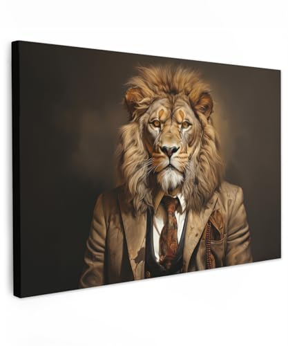 MuchoWow© Wandbilder Schlafzimmer Home Deko Wohnung Bild Wohnzimmer | 90x60 cm - Fotoleinwand Wand Bilder Leinwand Wall Decor Vintage - Löwe - Anzug - Tiere - Dunkel