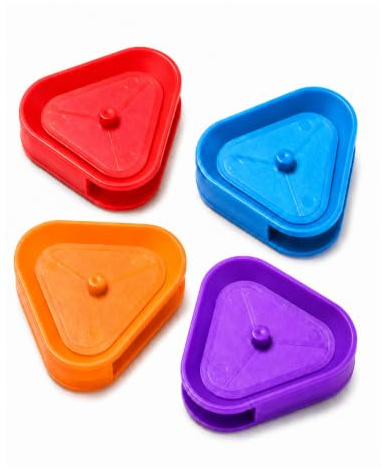 DLPRK 4 Soportes para Cartas Triangulares en 4 Colores Rojo Azul Naranja Morado Plástico Reutilizable Sujeta Cartas para Niños Adultos y Mayores