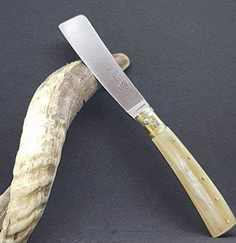 COLTELLO DA CACCIA SARDO ARTIGIANALE LAMETTA CON MANICO IN CORNO DI BOVINO APERTO 17 CM CHIUSO 9,5 CM MANICO IN CORNO BOVINO LAMA 7,8 ACCIAIO AISI 420/CARBONIO 053 FASCETTE IN ACCIAIO INOX