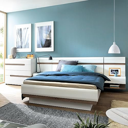Lomadox Schlafzimmer Set mit 140cm Bett, Schubkastenkommode und Nachttischen, weiß Hochglanz mit Trüffel Eiche Nb.