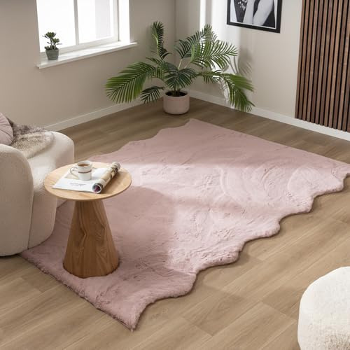 FRAAI | Home & Living Hochflor Teppich - Comfy Supreme Wavy Rosa - 80x150 cm - Einfarbig - Modern, Wohnzimmer, Kinderzimmer, Schlafzimmer, Babyzimmer - Fellteppich