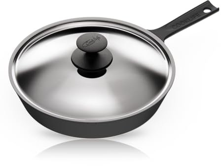 COOKLIFE 25,4 cm glatte Gusseisenpfanne mit Edelstahldeckel – spülmaschinen- und ofenfest, vorgebrannte Gusseisenpfanne – Gusseisen-Bratpfanne für den Innen- und Außenbereich – Dunkelschwarz