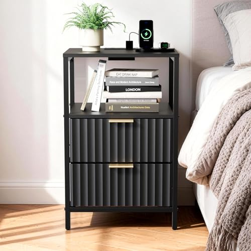 Bonnlo Nachttisch mit 2 Stoffschubladen und offenes Fach, Nachtschrank mit Steckdose und USB, Nachtkommode für Boxspringbett, Schlafzimmer, 38x30x60 cm, Schwarz (1, Schwarz)