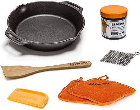 Petromax Feuerpfanne mit 2 Henkeln Profi-Set - Gusseisen-Pfanne für alle Herd- und Grillarten, Gaskocher, Backofen oder Kochen im Freien - mit Pflegepaste, Spachtel, Schaber, Scrub, Topflappen - 20 cm