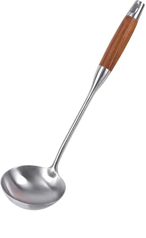 YENXIKU Louche à soupe de 34,8 cm – Cuillères à soupe en acier inoxydable avec long manche en bois – Cuillère wok parfaite pour remuer, servir des soupes et plus encore – Cuillères de service en métal