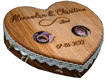 Die Geschenke Manufaktur, Ringkissen personalisiert mit Namen, Ringdose Holz für Hochzeit, Holzetui für Eheringe,Verlobungsring, Holzschtulle in Herzform graviert mit Namen und Datum, Etui Eheringe