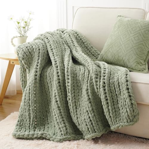 Battilo Sage Green Chunky Knit Throw Blanket, Soft and Thick Chenille Throw Blanket, 50x60 Handmade Cable Knit Crochet Blanket, Cozy Knot Knitted Throw Blankets for Couch Home Decor, Light Green