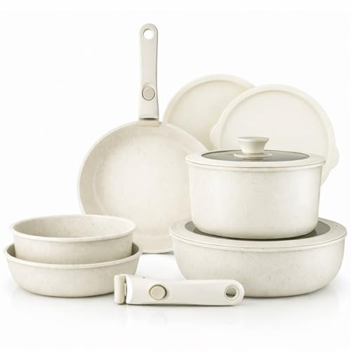 La Moustache - Juego de Ollas y Sartenes【11 Piezas】Aluminio con Antiadherente, Mangos Desmontables, Batería de Cocina (Ø18/20/26cm) + Tapas para Todas las Cocinas, Incluso Inducción (Latte Click)