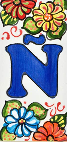 Schilder mit Zahlen und Nummern auf Keramikkachel. Handgemalte Kordeltechnik fuer Schilder mit Namen, Adressen und Wegweisern. Design JARDIN 14,5 cm x 7 cm (BUCHSTABEN Ñ).