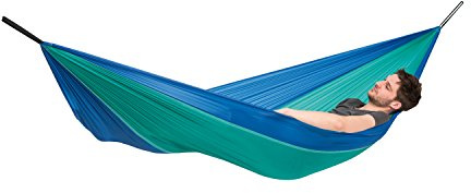 AMAZONAS Ultra-Light Hängematte Adventure Hammock Ice-Blue - Die leichteste Kingsize Hängematte der Welt 180g 275 x 140 cm Packmaß 18 x 6 cm bis 150 kg