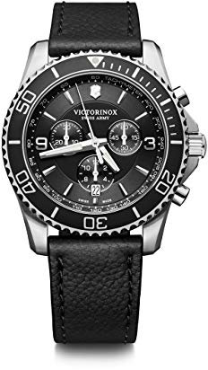 Victorinox Herren Armbanduhr Maverick Chronograph Ø 43 mm, Analog Quarz, Wasserdicht bis 100 m, Leder-Armband, Schwarz
