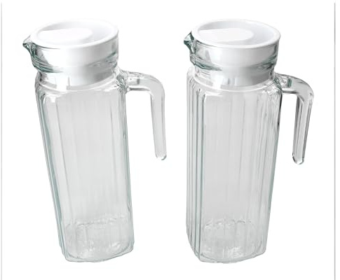 MamboCat 2er Set Lima Kühlschrankkrug mit weißem Kunststoff-Deckel I 0,95 Liter I viereckige Glas-Karaffe mit Ausgießtülle & Henkel für Eistee, Wasser, Saft, Milch & Co.