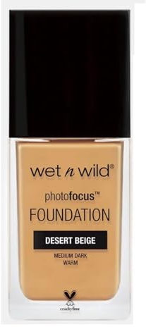 Wet n Wild - Photo Focus Foundation - Fondotinta Beige Deserto - Copertura Intensa, Per una Pelle Impeccabile in Foto - Riduce Linee Sottili, Macchie e Rughe - Vegan - Desert Beige