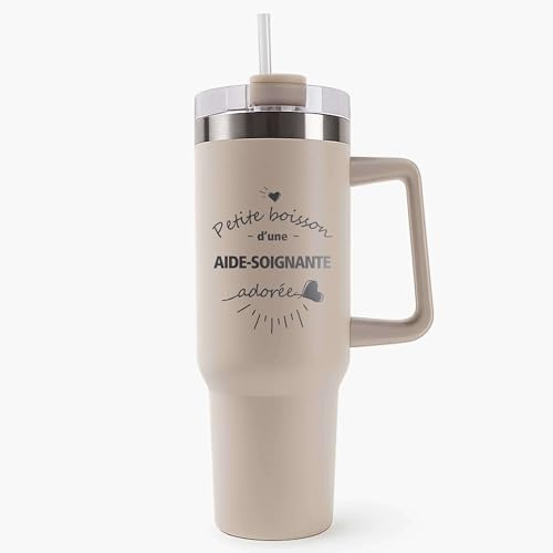 Mug Isotherme 1,2L - Aide-soignante Adorée Beige – Bouteille avec Anse, Paille et Couvercle – Idée Cadeau Gourde Personnalisée