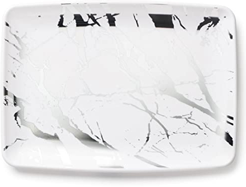 Decorline - Plateau de Service - Lot de 4 - Plats à Servir en Plastique Réutilisable Robuste, Plateaux Traiteur de présentation/décoration pour de Fête Buffet - Rectangulaire 20x28 cm - Blanc/Argent