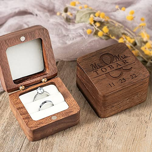 Personalisierte Ringbox Hochzeit mit Gravur, Quadratische Ringschachtel aus Holz mit Namen & Datum, Ringbox Hochzeit 2 Ringe, Doppelring Box Ringschatulle für Zeremonie, Geschenk für Ehefrau Ehemann