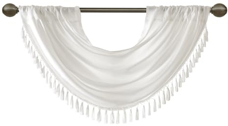 JLA Home INC Madison Park Elena Volant mit Wasserfall-Verzierung, Kunstseide, Volant für Fenster, 96 x 117 cm, Weiß | Elena Vorhang mit Quastenbesatz, Lichtfilterung, Stangentasche passt bis zu 3,17 cm Durchmesser, maschinenwaschbar, Elena