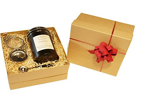 Margarets Hope Tea Gift Set Black Loose Leaf Darjeeling 2nd Flush Wrapped 100g in Caddy with Tea Strainer and Measuring Spoon by TeaCakes of Yorkshire