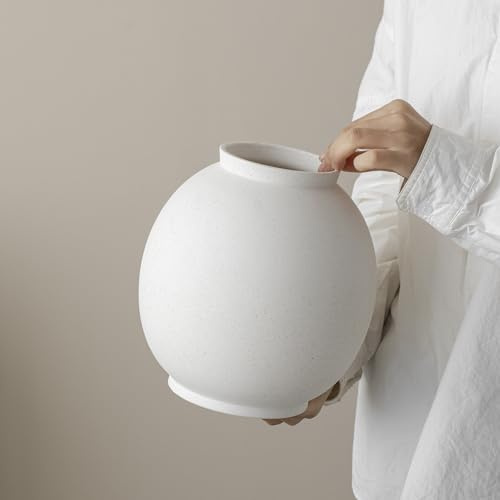 Große Keramik Vase, Weiß, Runde Form, 21,8 cm Hoch, 18 cm Breit, 10,3 cm Öffnungsdurchmesser, Dekorative Blumenvase (Ball-White)