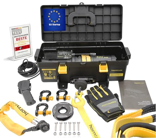 horntools Winch Box 12V Mobile Seilwinde 1,8 t – Tragbare Winde mit Kunststoffseil 16 m, Umlenkrolle, Schäkel & Baumgurt – Komplette Offroad Recovery Box für Auto, SUV, ATV, Anhänger & Gelände