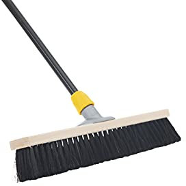 Novaliv Saalbesen mit Rosshaarmischung I 60cm mit Teleskopstiel I weiche Borsten Kehrbesen Hofbesen Feinstaubbesen