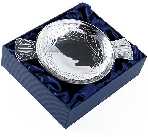 Schottisches Zinn-Quaich mit keltischem Knoten-Design
